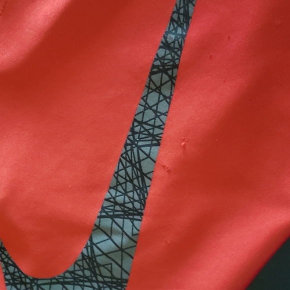 2 NIKE Dri-fit shirts. Boys size Large - Picture 3 of 6